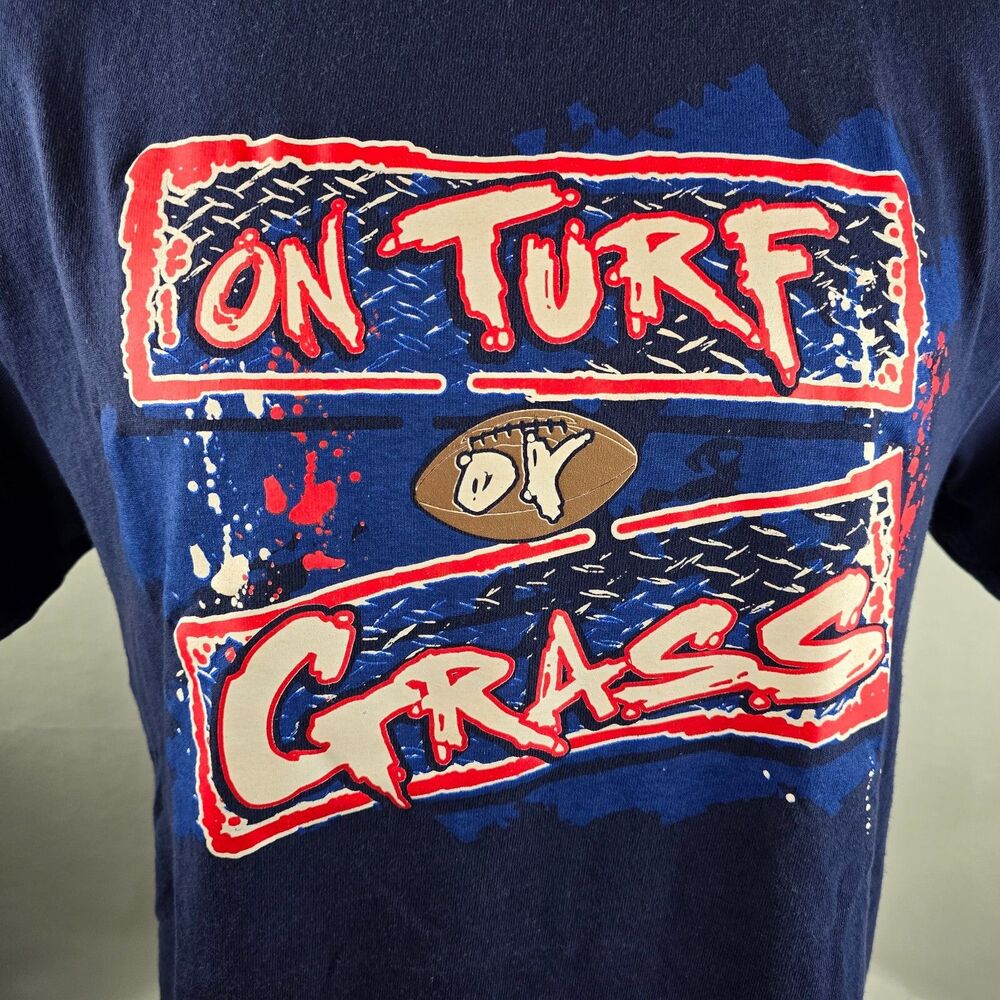 New England Patriots T Shirt Mens Large Blue On Turf or Grass Graphic Football